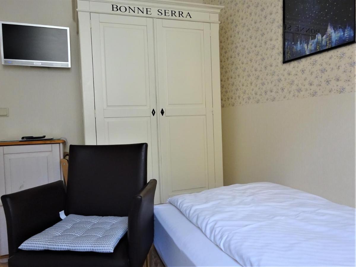 Hotel Pension Zur Faehrbruecke Stralsund Kültér fotó
