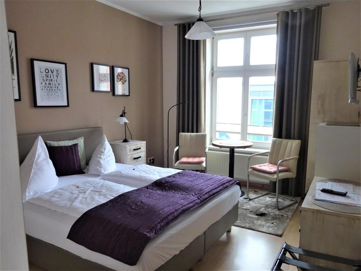 Hotel Pension Zur Faehrbruecke Stralsund Kültér fotó