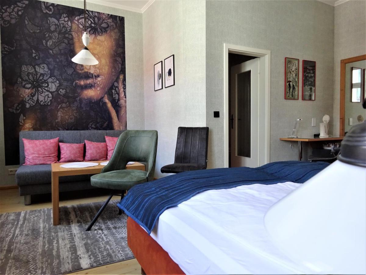 Hotel Pension Zur Faehrbruecke Stralsund Kültér fotó